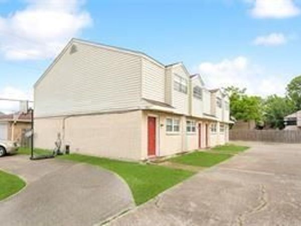 904 ST. JULIEN Drive, Unit A, Kenner, LA 70065