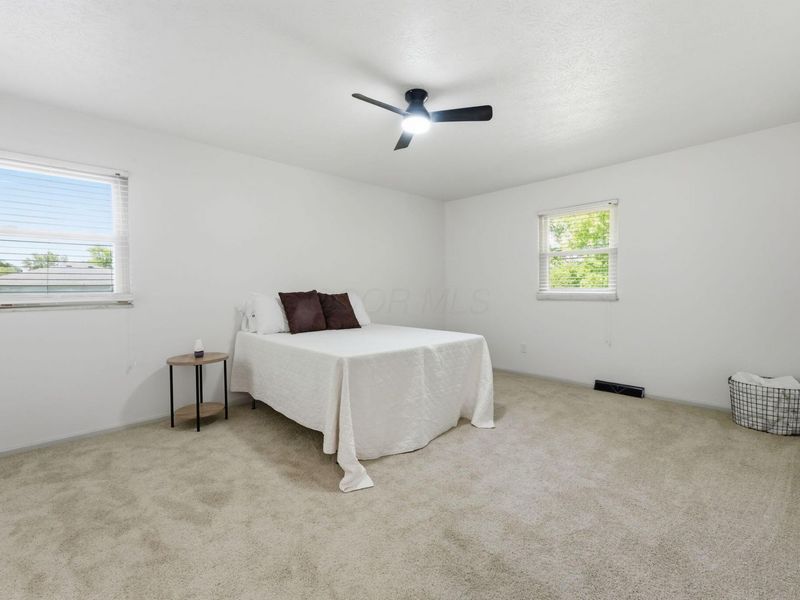 5446 Blue Ash Road, Columbus, OH 43229 Photo 29
