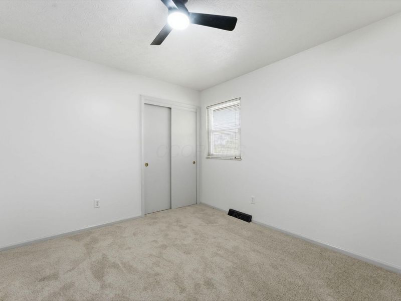 5446 Blue Ash Road, Columbus, OH 43229 Photo 43