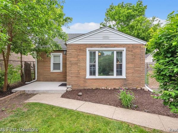 1660 N Sheldon Road, CANTON, MI 48187