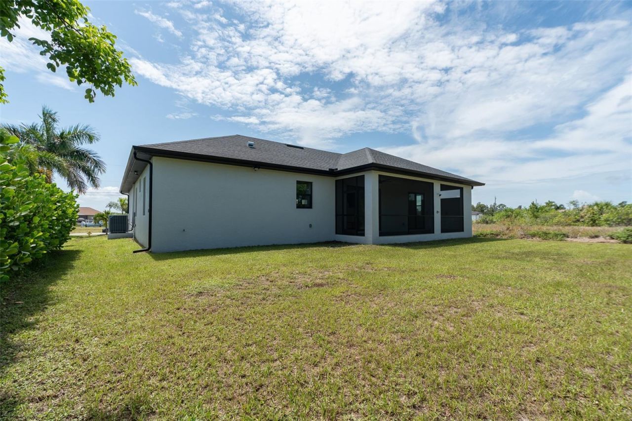 9487 Rosebud Circle , Port Charlotte, FL 33981 Photo