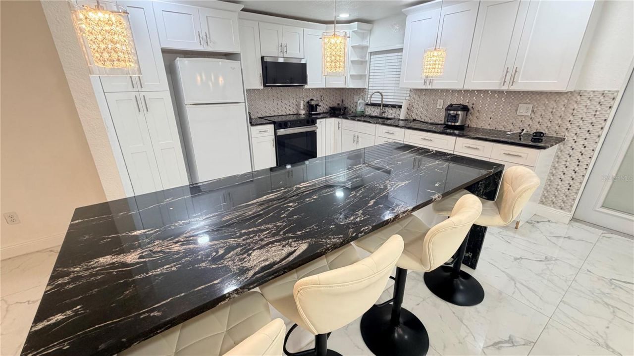 707 Innergary Place, Valrico, FL 33594 Photo