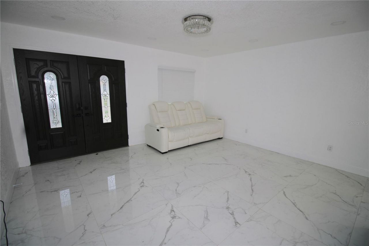 707 Innergary Place, Valrico, FL 33594 Photo