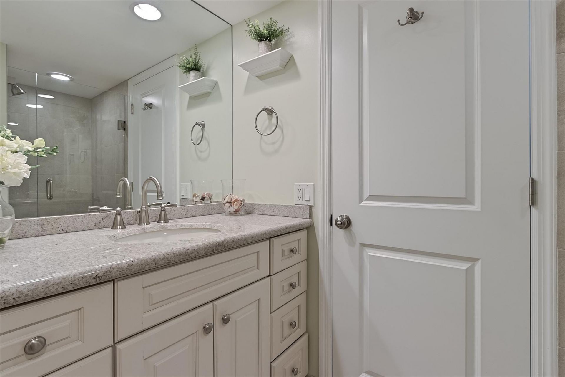 2200 S Ocean Lane, Unit 1001, Fort Lauderdale, FL 33316 Photo