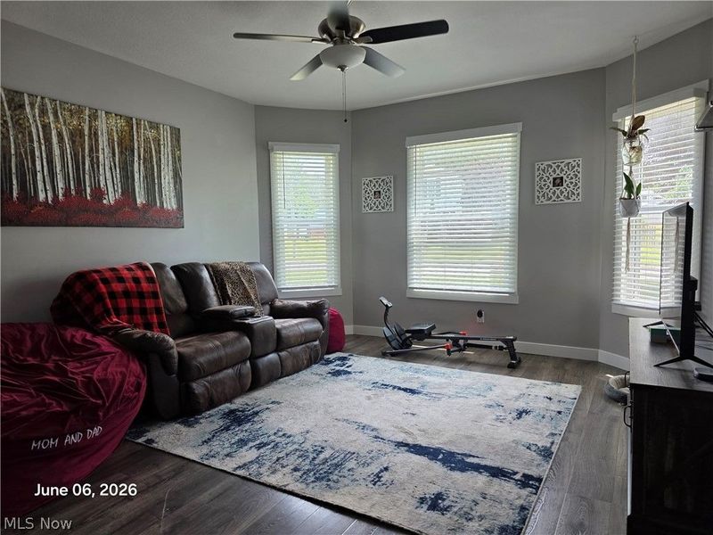 123 High Street , New London, OH 44851 Photo 5