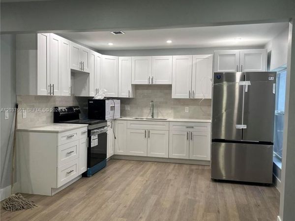 1628 NW 15th St , Unit 1628, Miami, FL 33125