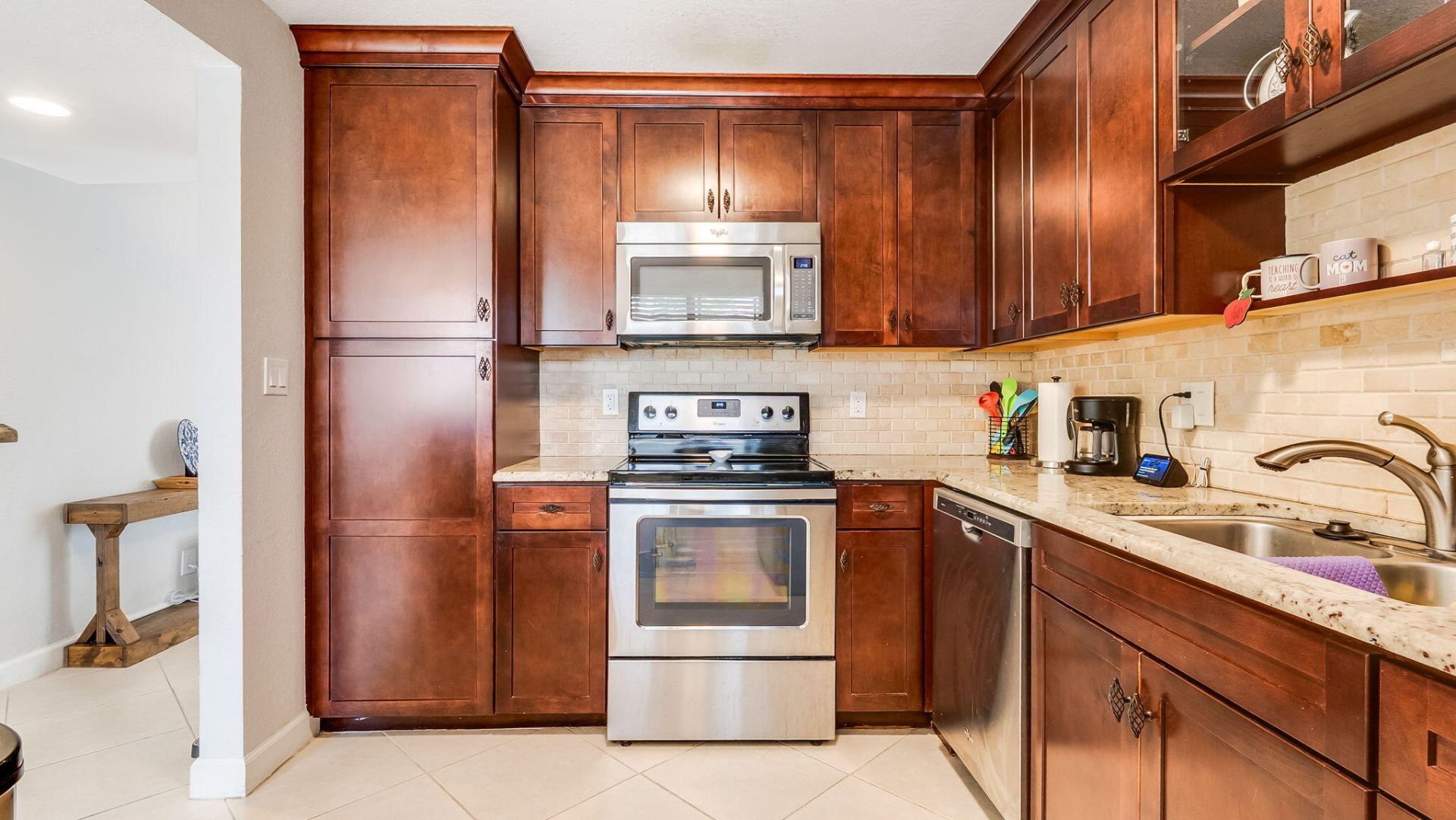 303 Lakeview Drive, Unit 102, Weston, FL 33326 Photo