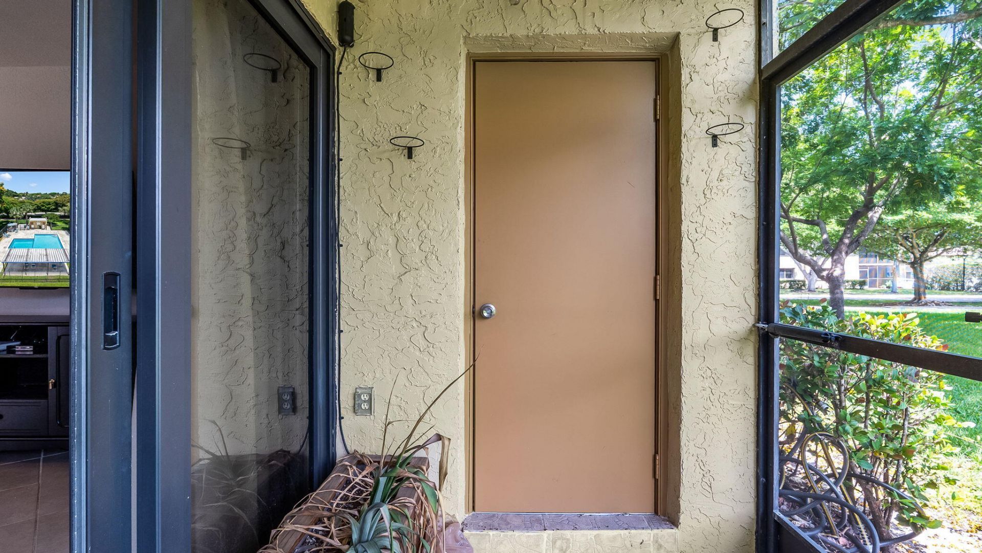 303 Lakeview Drive, Unit 102, Weston, FL 33326 Photo