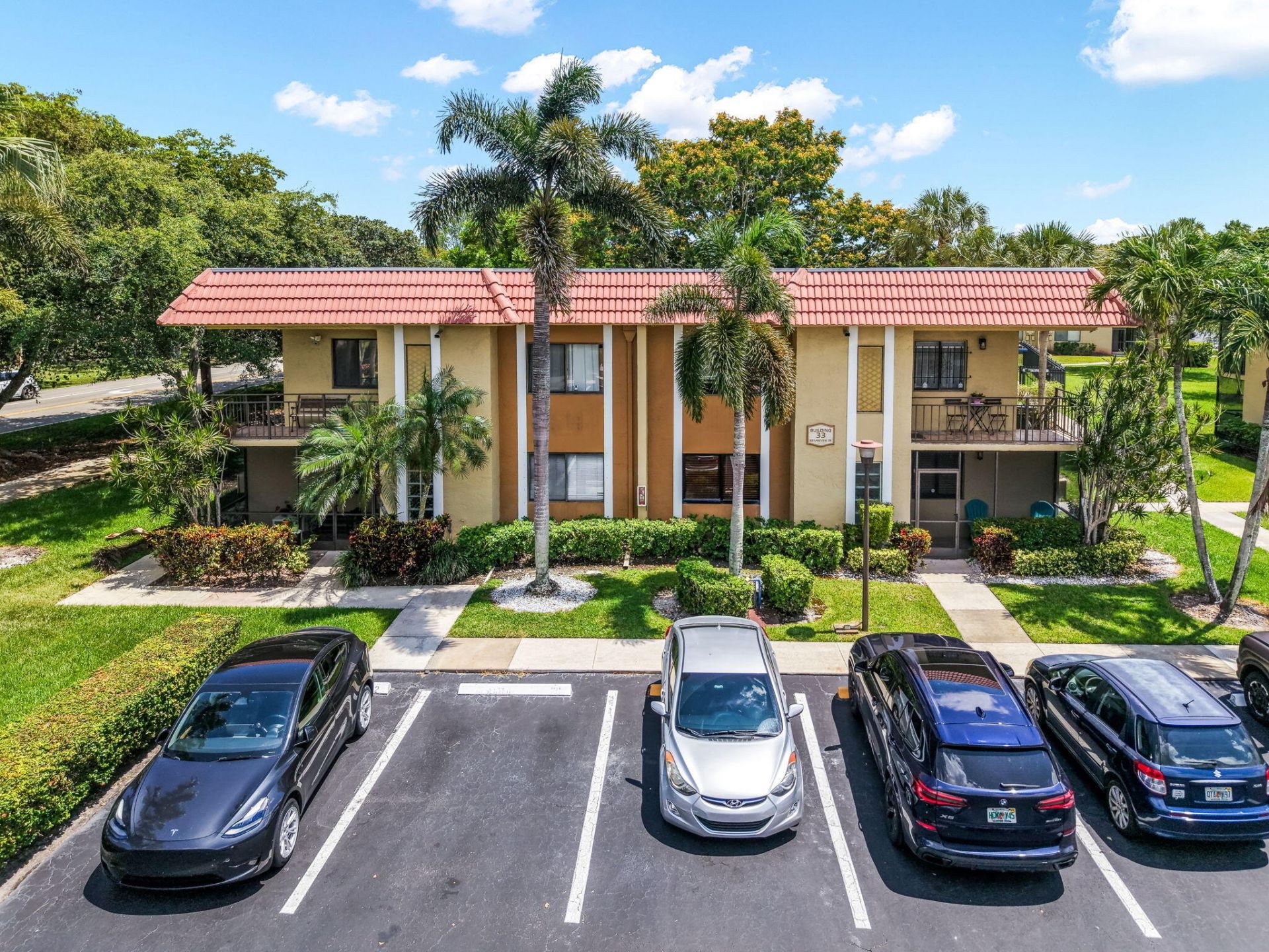 303 Lakeview Drive, Unit 102, Weston, FL 33326 Photo