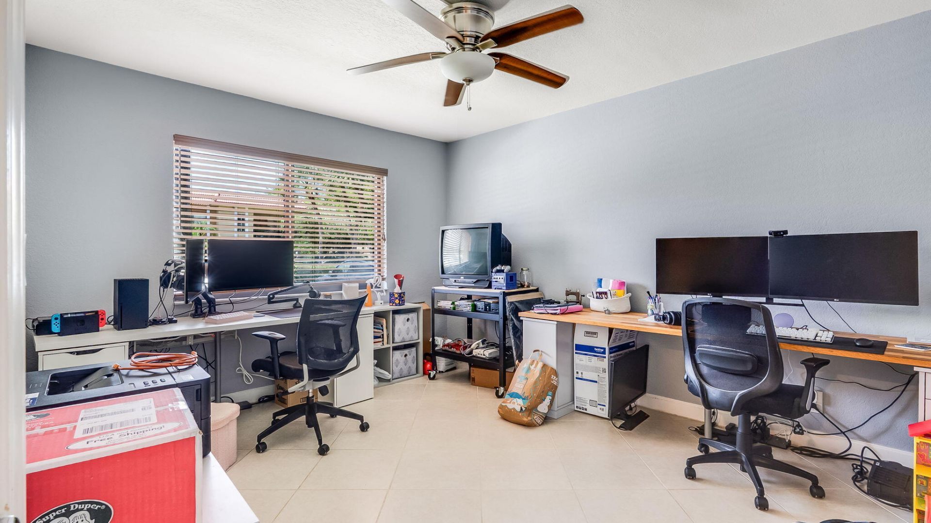 303 Lakeview Drive, Unit 102, Weston, FL 33326 Photo