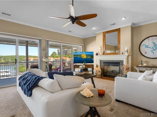 202 E Palisades Condo Drive, Unit 4B, Lake Ozark, MO 65049