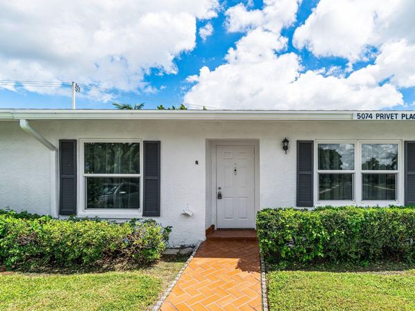 5074 Privet Place, Unit B, Delray Beach, FL 33484
