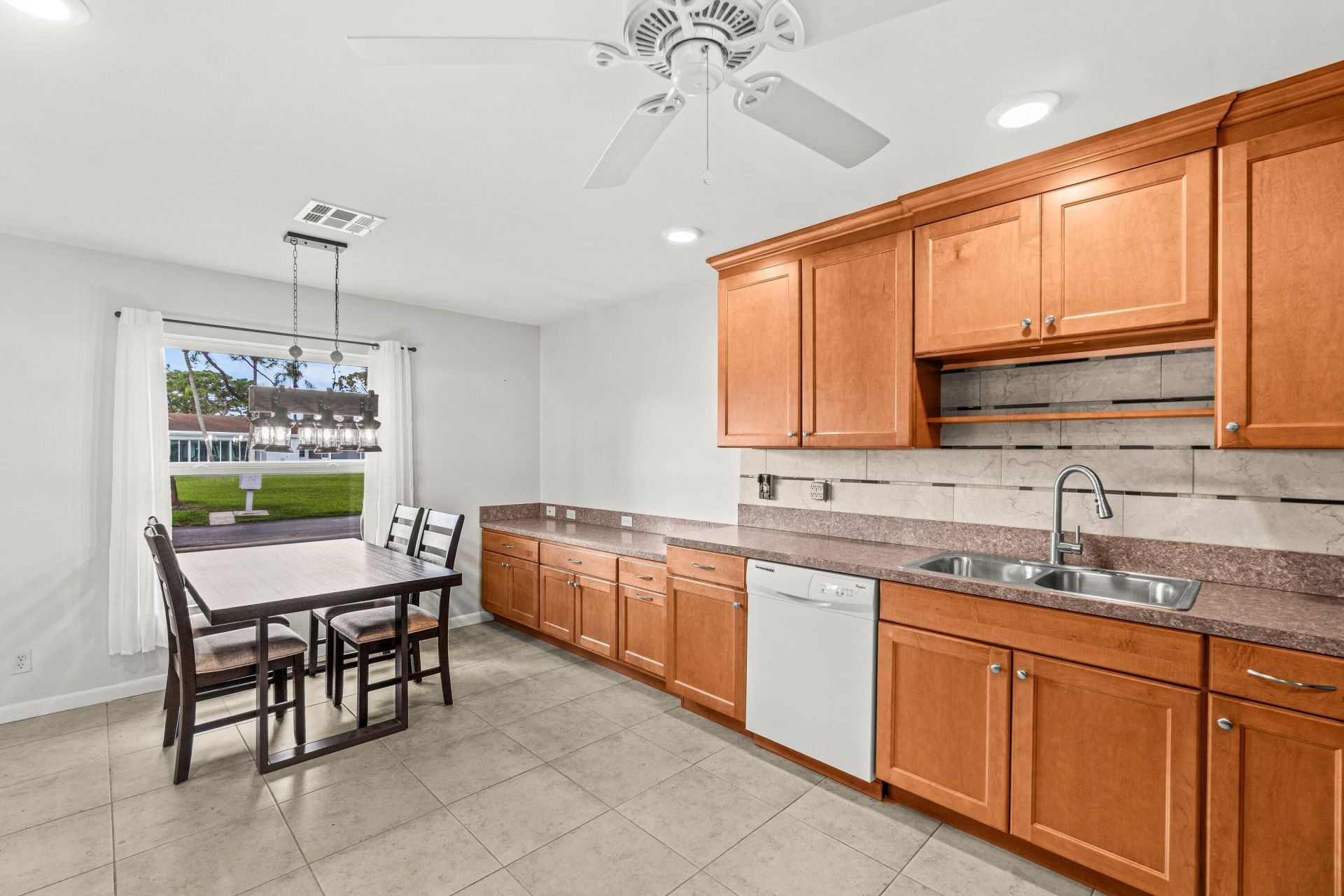 5074 Privet Place, Unit B, Delray Beach, FL 33484 Photo