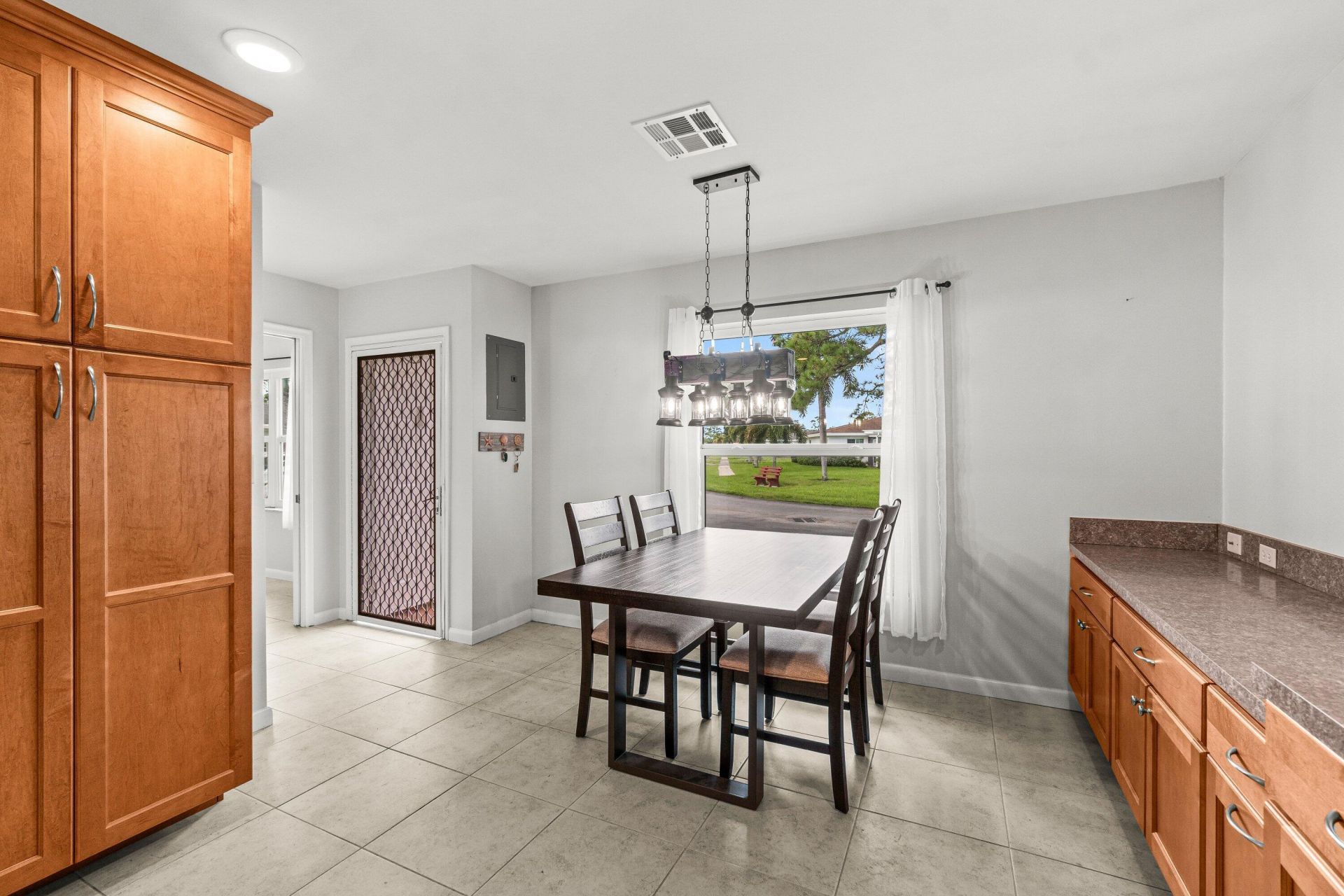 5074 Privet Place, Unit B, Delray Beach, FL 33484 Photo
