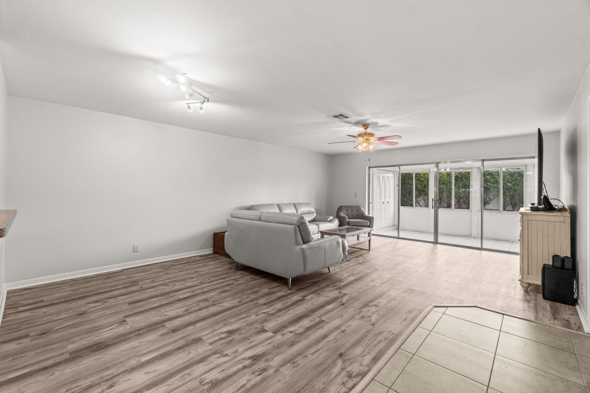 5074 Privet Place, Unit B, Delray Beach, FL 33484 Photo