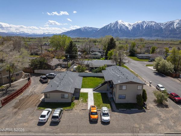 1534 County Road, Minden, NV 89423