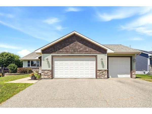 1647 Valley Quail Drive, River Falls, WI 54022