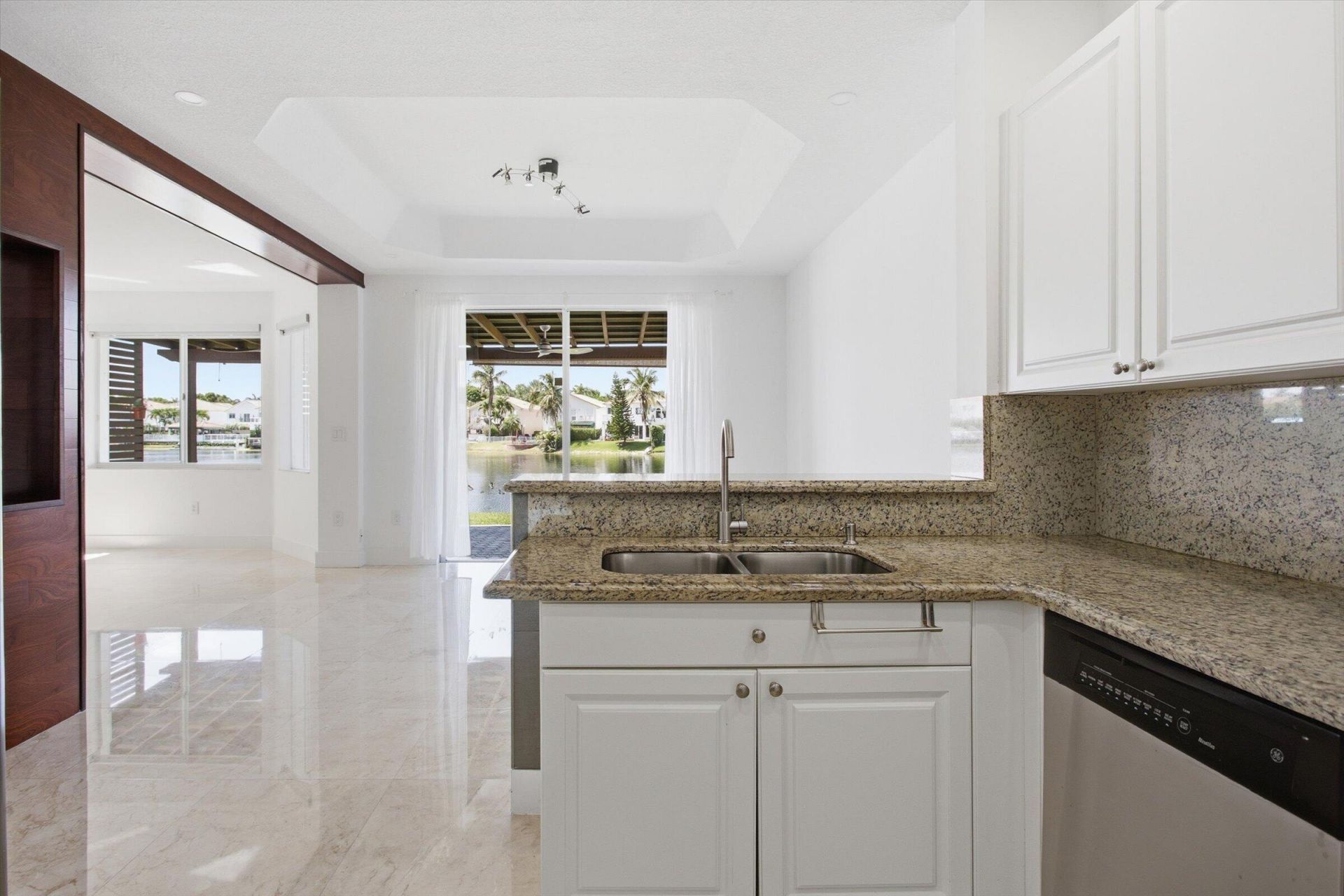 11180 NW 73rd Street, Doral, FL 33178 Photo