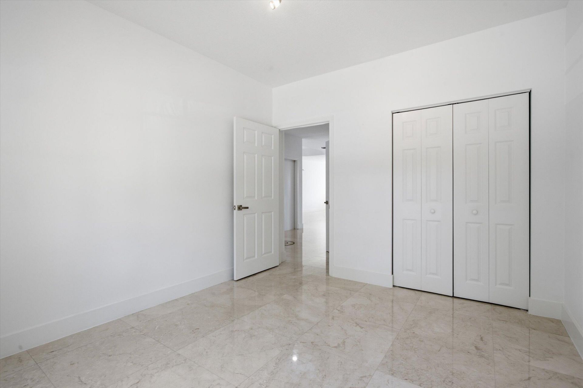 11180 NW 73rd Street, Doral, FL 33178 Photo