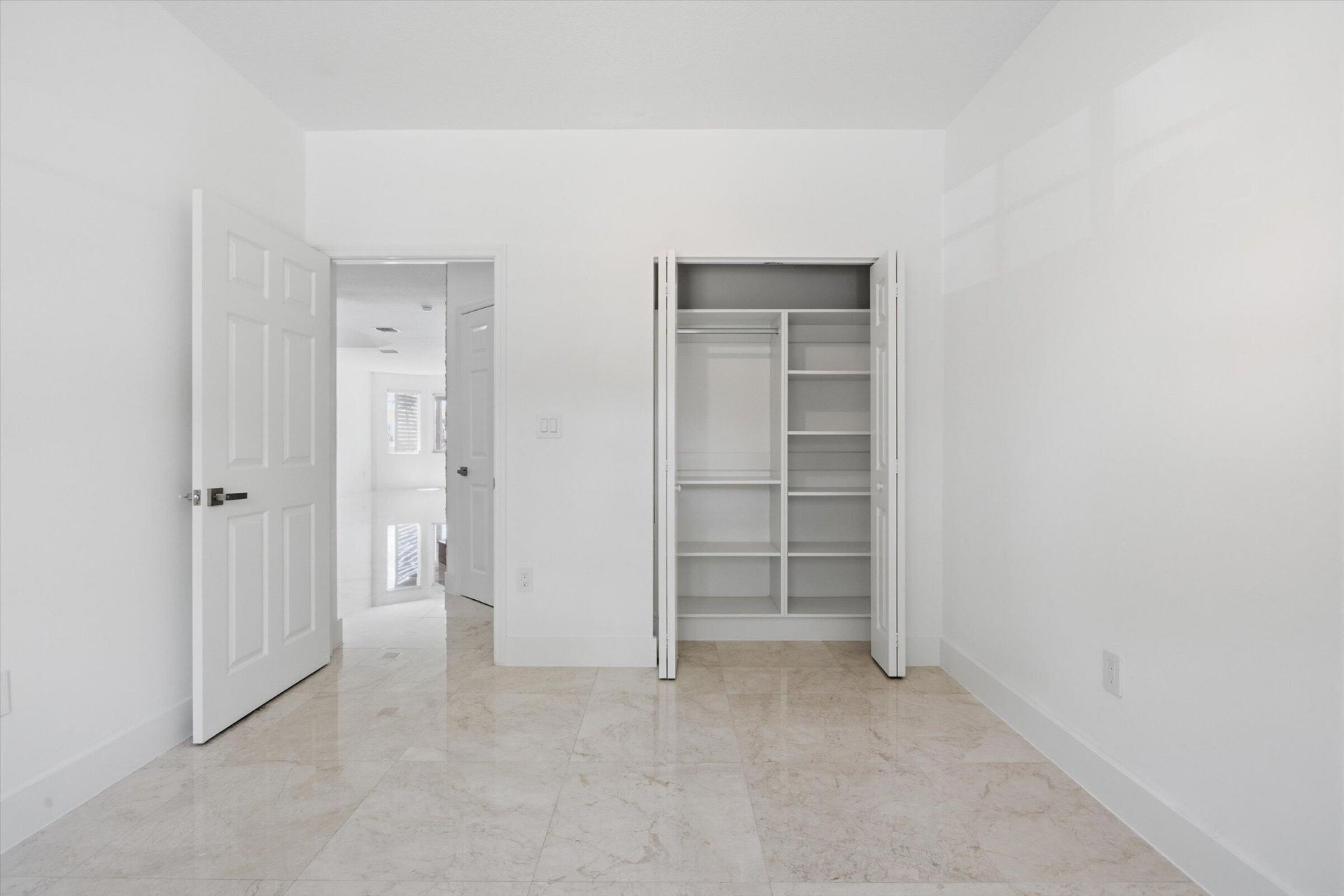 11180 NW 73rd Street, Doral, FL 33178 Photo