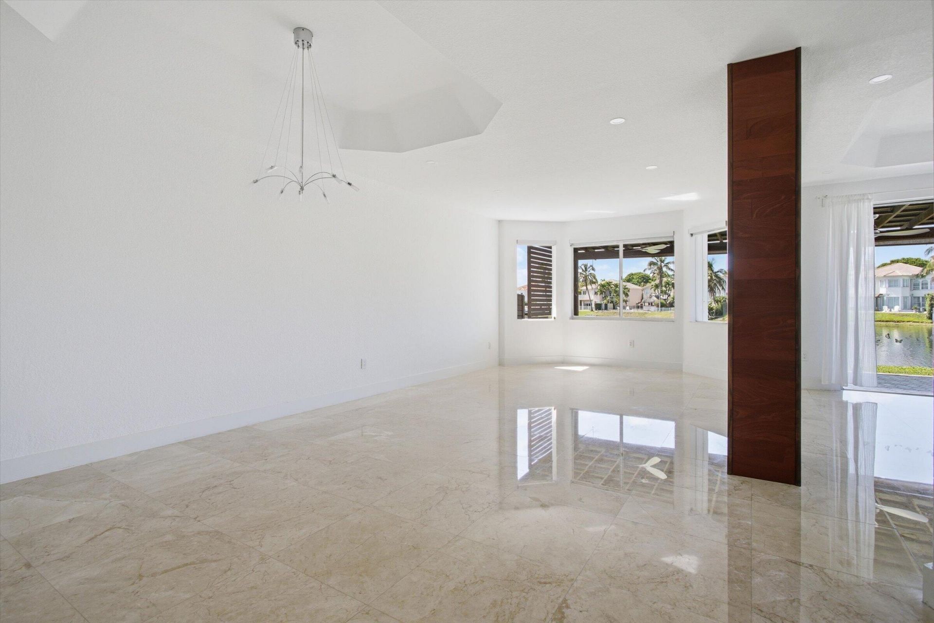 11180 NW 73rd Street, Doral, FL 33178 Photo