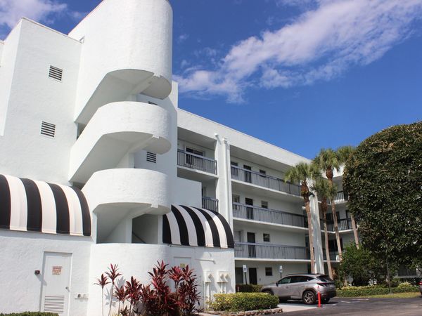 6698 N 10th Ave Avenue N, Unit 218, Lake Worth, FL 33467