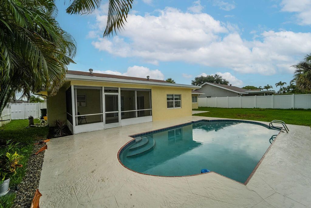 433 SW 27th Avenue, Delray Beach, FL 33445 Photo
