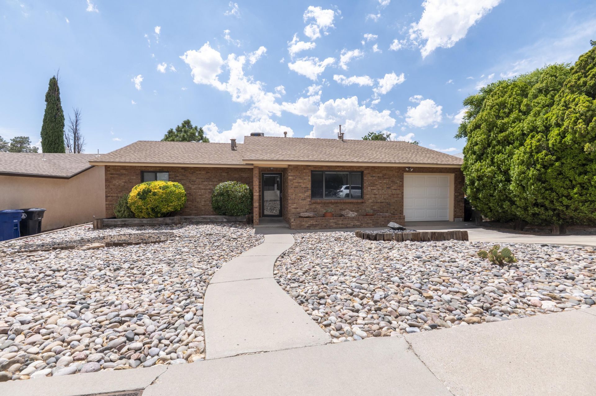 1505 Willys Knight Drive Ne, Albuquerque, NM 87112 Main Photo