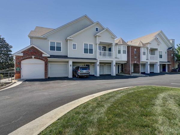 830 BEVERLEY DR , Unit 350, Charlottesville, VA 22911