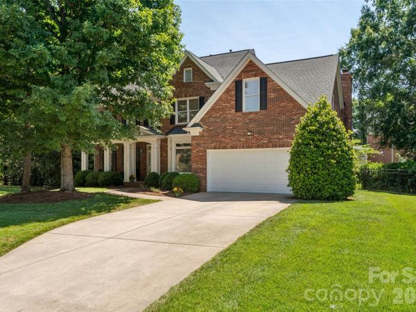 9034 Cambridge Green Drive, Charlotte, NC 28277