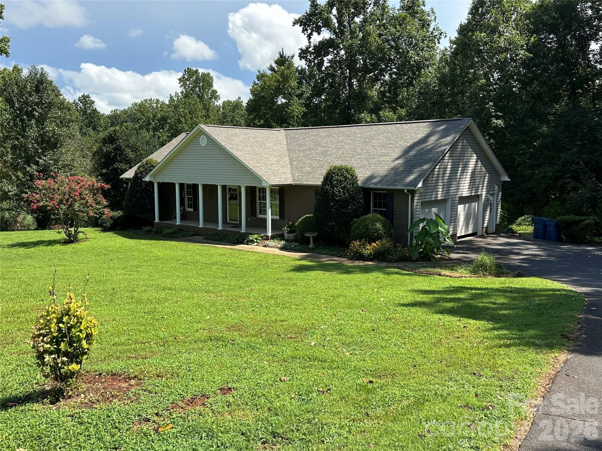 1724 Wellington Avenue, Newton, NC 28658 Main Photo