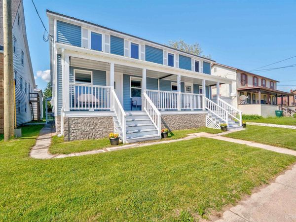 124 E Elk Street, Manistique, MI 49854