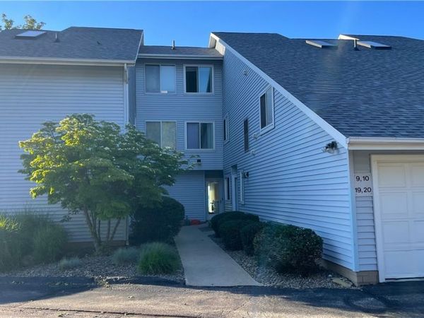 208 Park Avenue, Unit 9, Conneaut, OH 44030