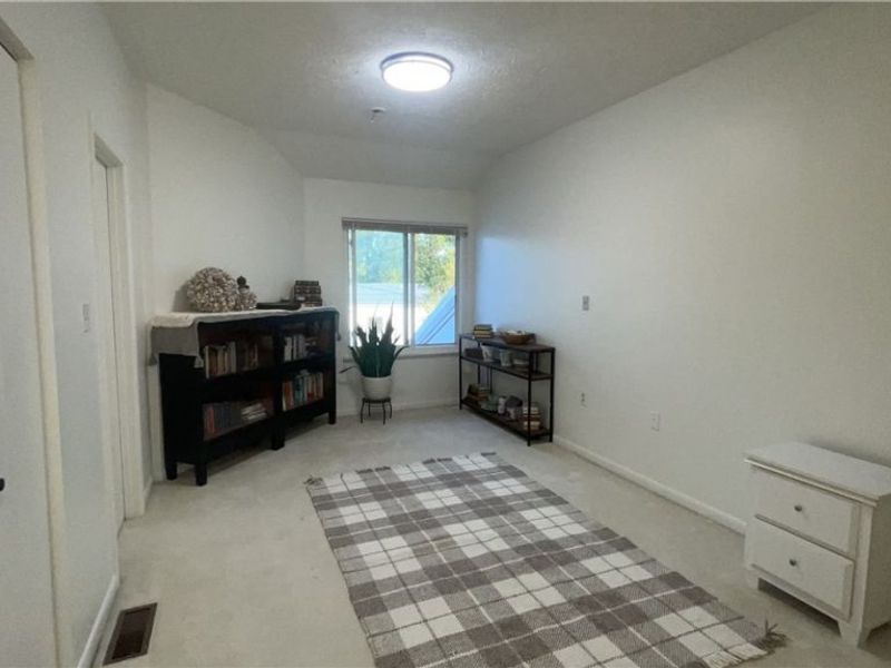 208 Park Avenue , Unit 9, Conneaut, OH 44030 Photo 16