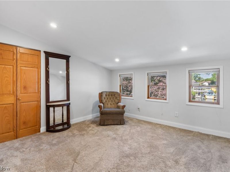 462 Fan Drive , Akron, OH 44319 Photo 18