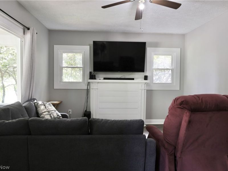 329 E Bowman Street , Wooster, OH 44691 Photo 17
