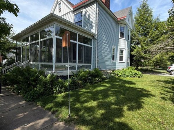 46 Elwyn Ave, Carnegie, PA 15106