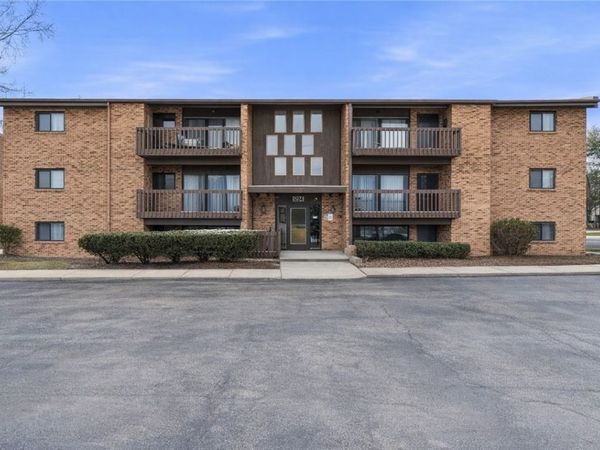 1204 Dutilh Rd , Unit 1, Cranberry Twp, PA 16066
