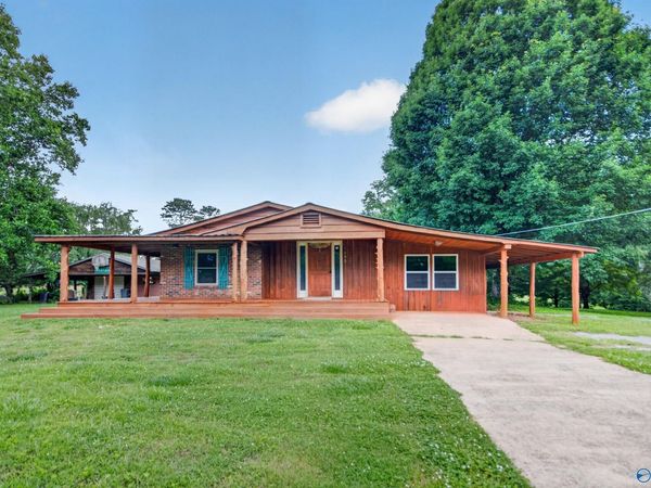7693 County Road 17, Woodville, AL 35776