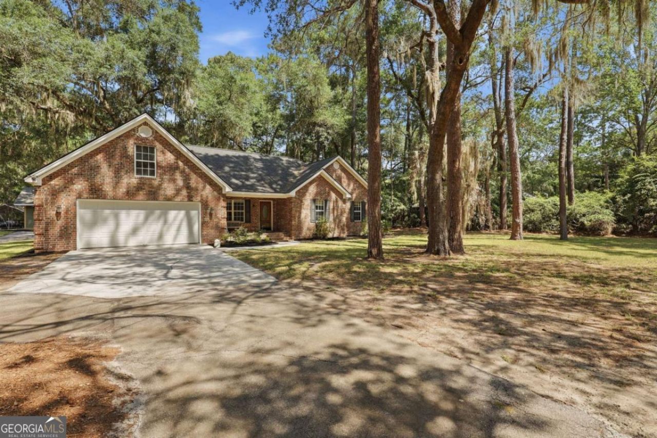 1002 Belle Island Road, Richmond Hill, GA 31324 Main Photo