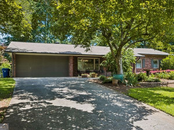 2478 Williamswood Court, Decatur, GA 30033