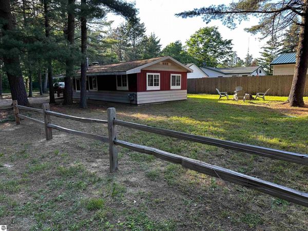 10149 Beverly Drive, St Helen, MI 48656