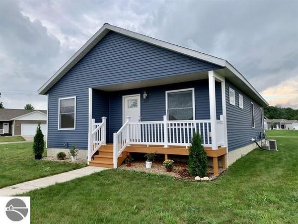 742 Ashland Drive, Traverse City, MI 49696