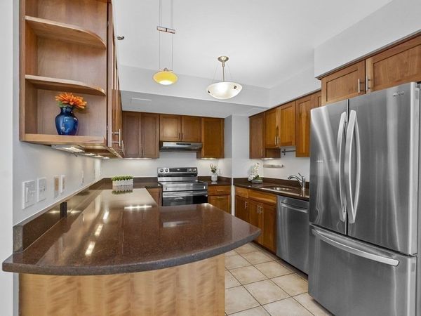 1731 Beacon, Unit #202, Brookline, MA 02445