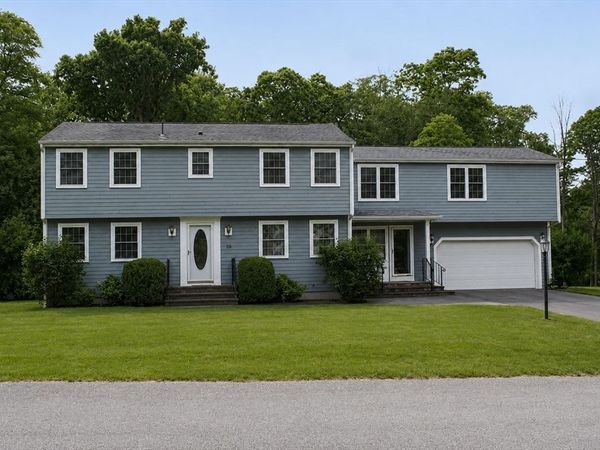 38 Bayberry Dr, Westport, MA 02790