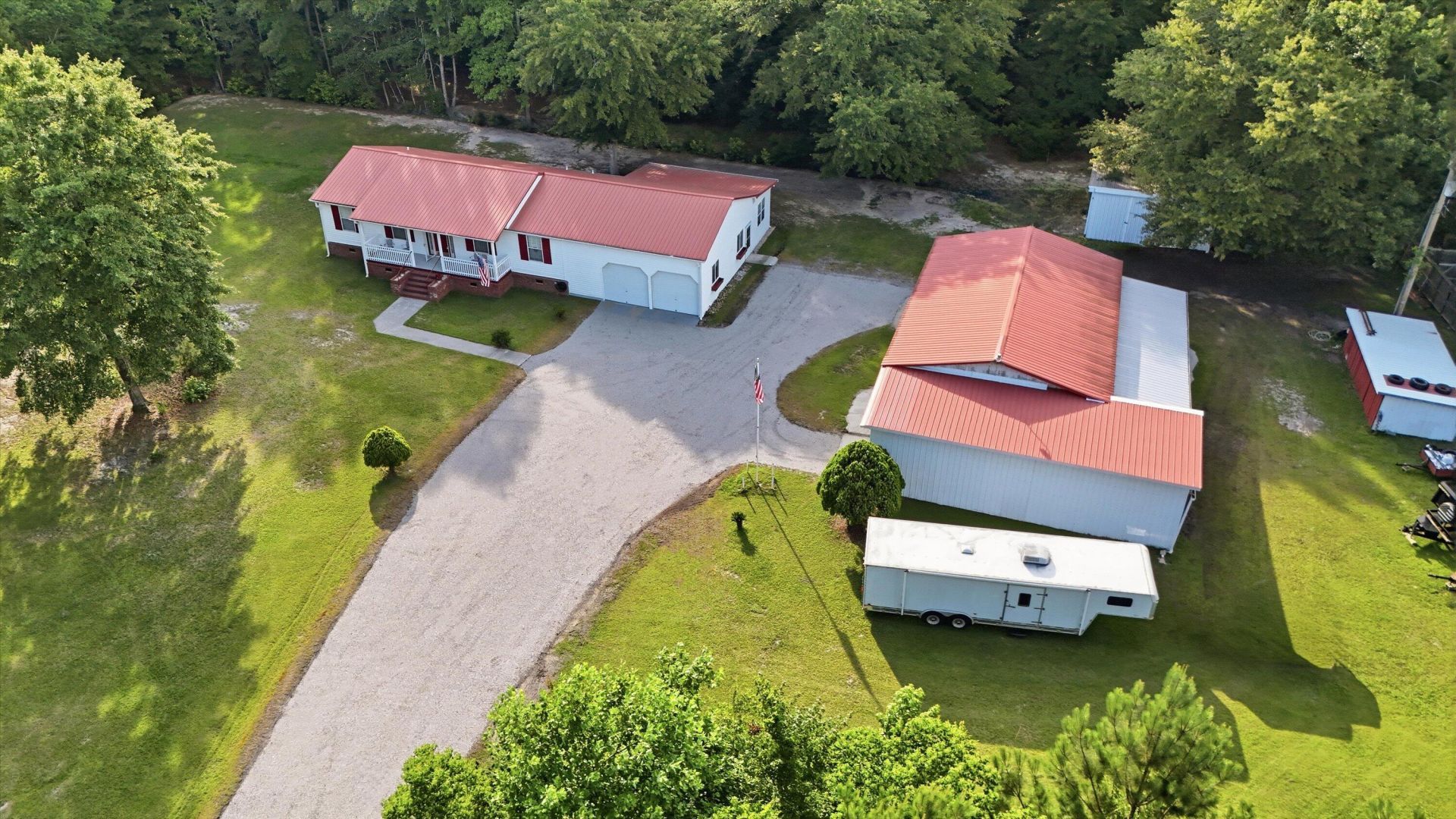 690 Lannie Lane Photo 32