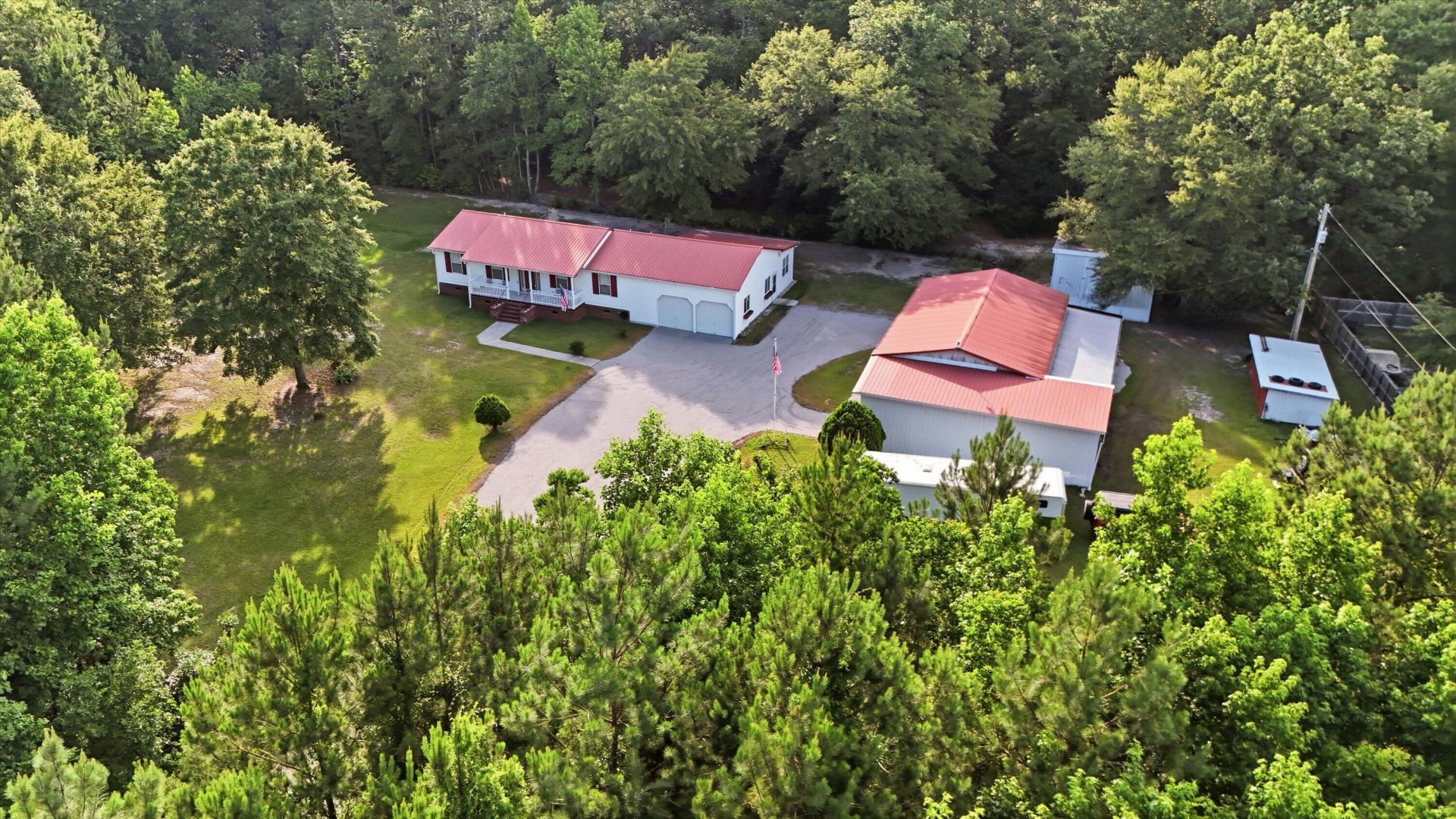 690 Lannie Lane Photo 35