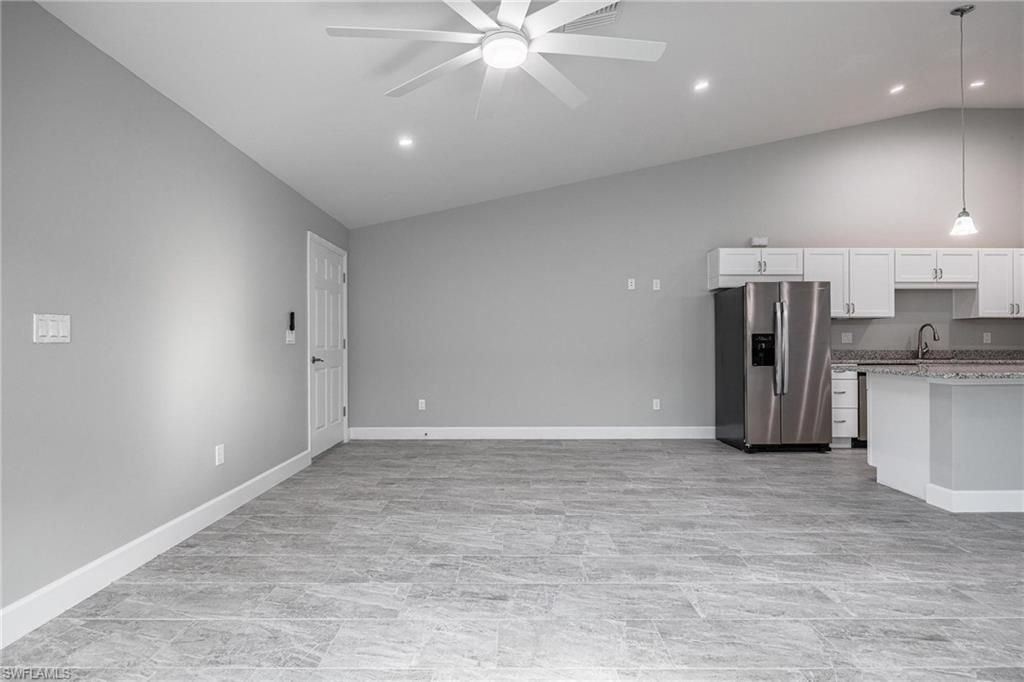 184 Village Cir, Labelle, FL 33935 Photo