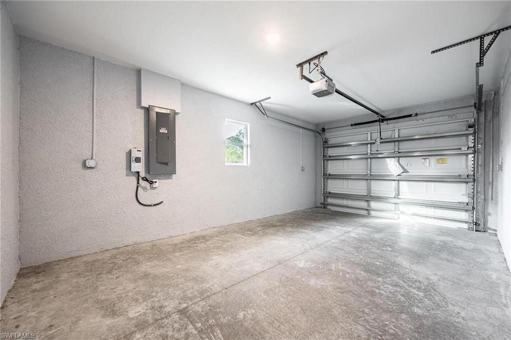 184 Village Cir, Labelle, FL 33935 Photo