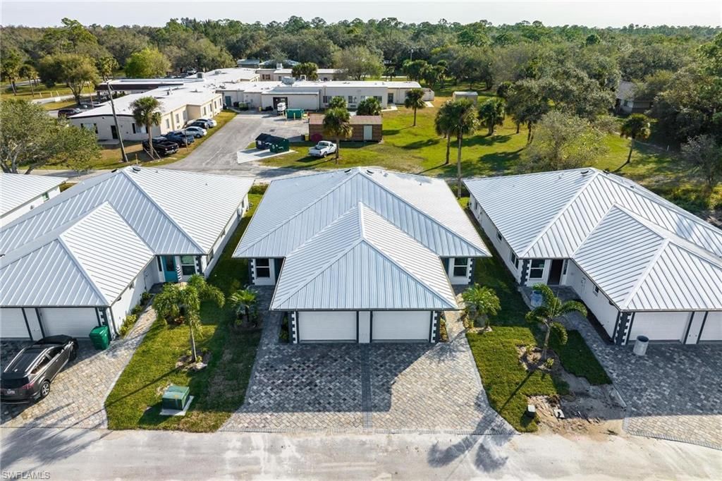 184 Village Cir, Labelle, FL 33935 Photo